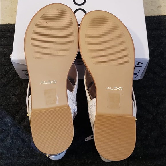 Vintage Aldo Athena 17 Size 7 White & Gold Gladiator Sandal - Picture 3 of 4